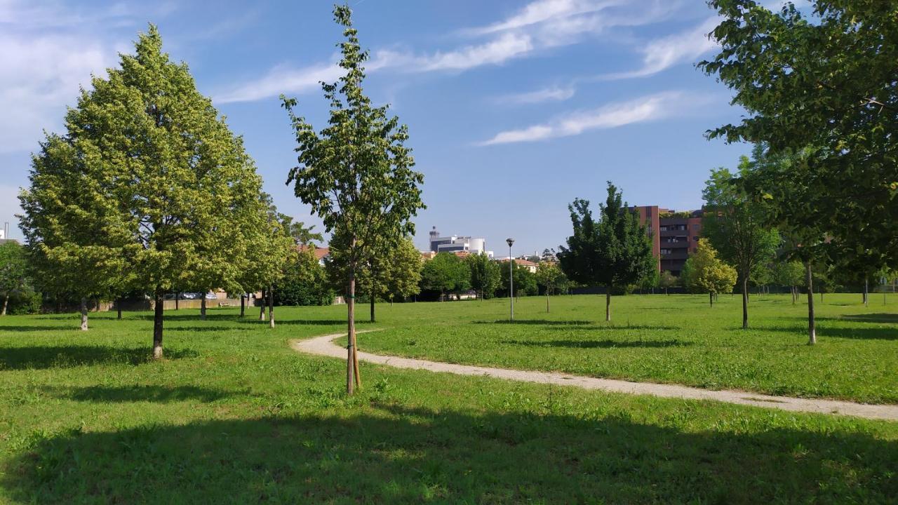 Bologna Vista Parco Apartment 2 Letti Matrimoniali Luaran gambar